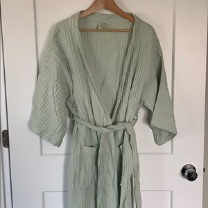 Bathen mint waffle robe from Fall 2020 Causebox